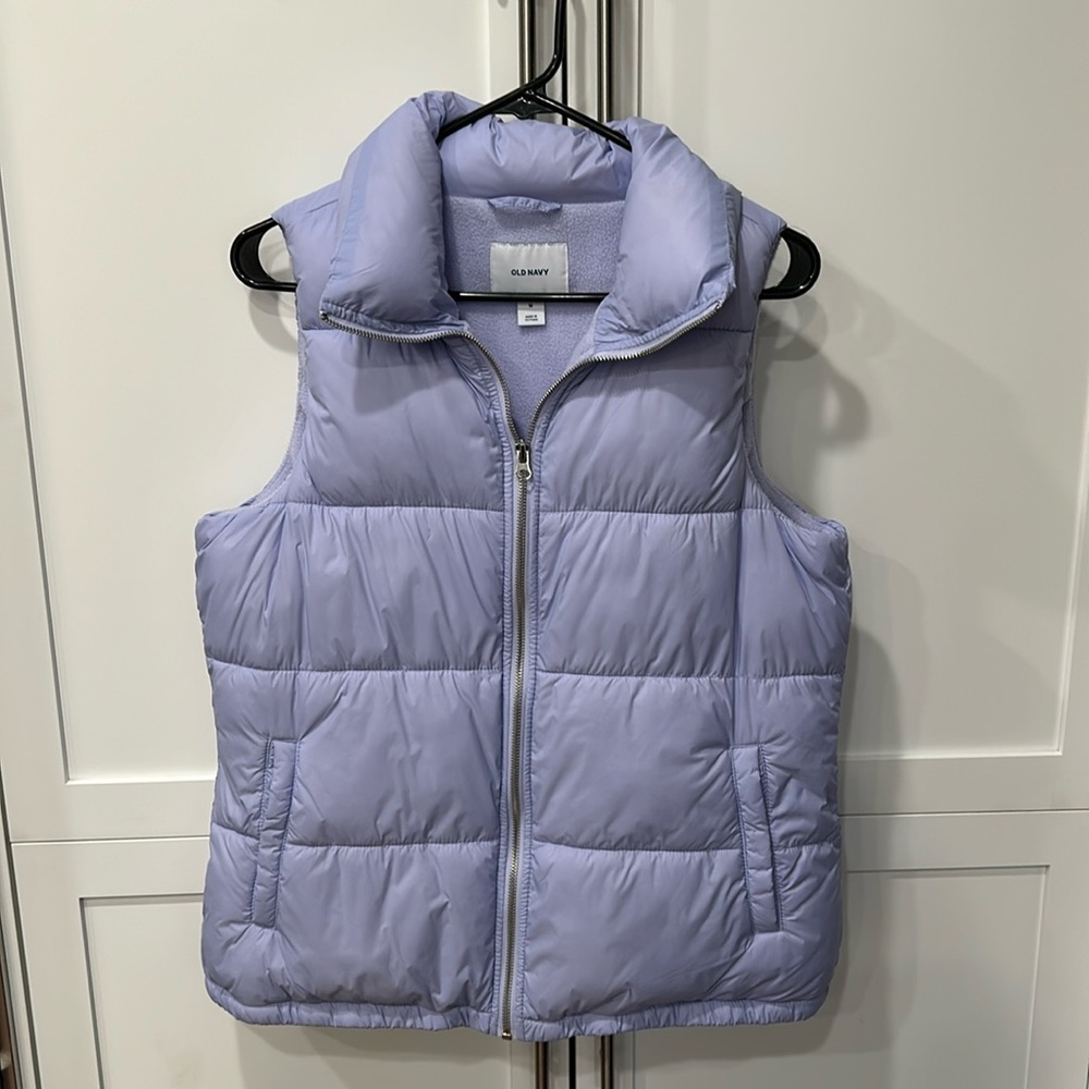 Old Navy Lavender Puffer Vest size medium